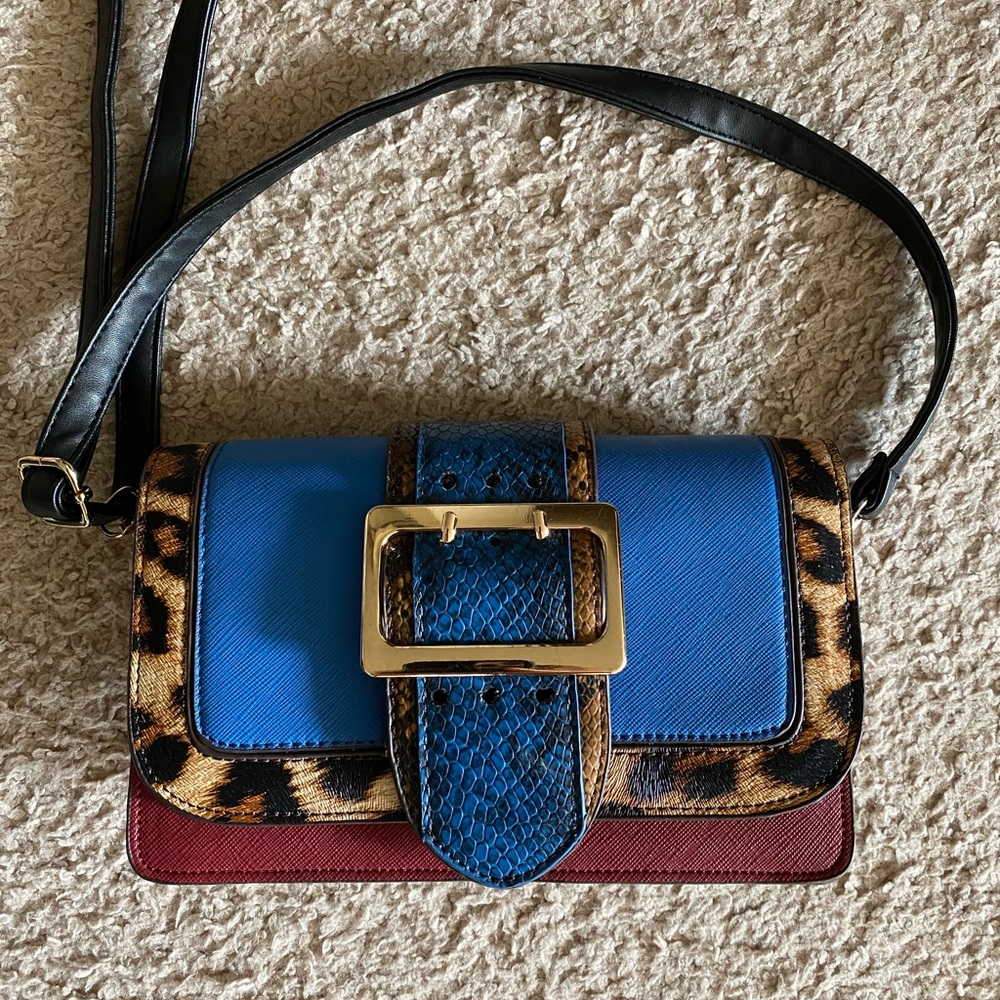 Small crossbody purse